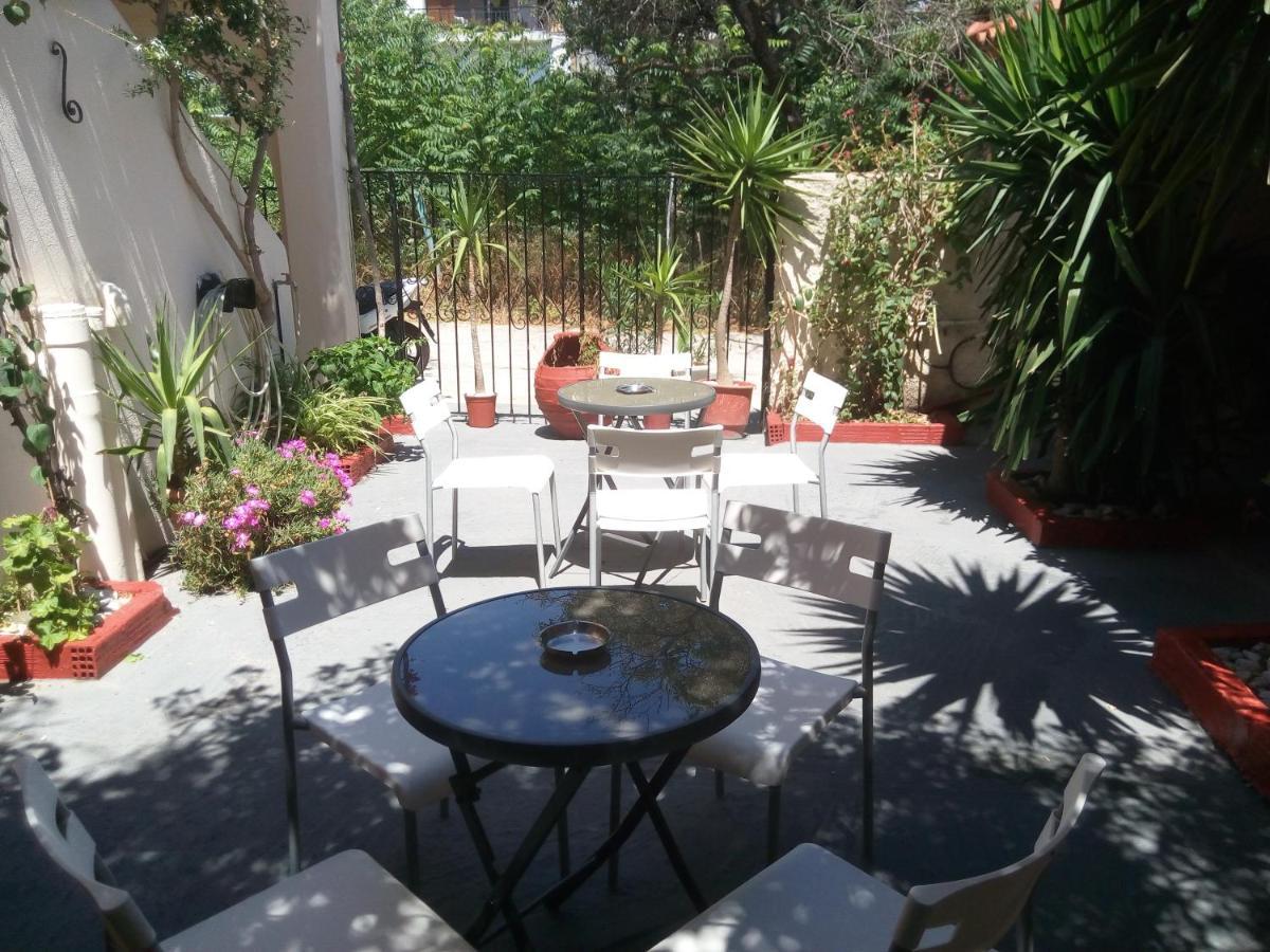 Skiathos City Views Studios-Apartments エクステリア 写真