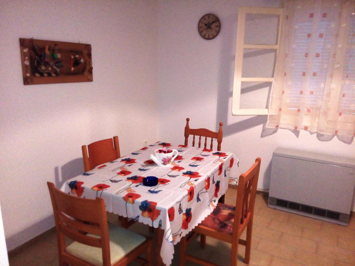 Skiathos City Views Studios-Apartments エクステリア 写真